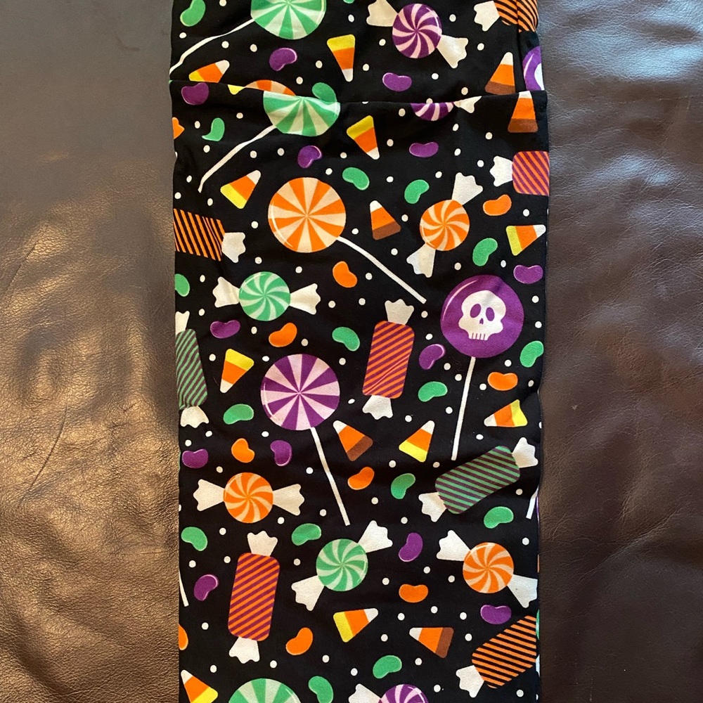 LuLaRoe TC2 Halloween Leggings. NWT